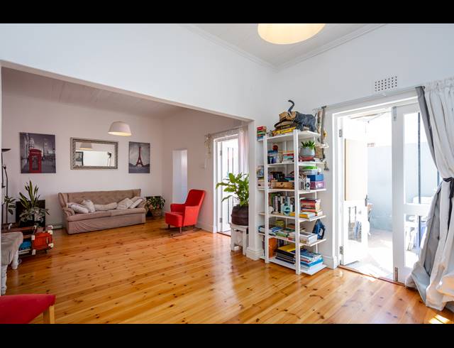 2 BEDROOM FREEHOLD SOLD IN OBSERVATORY